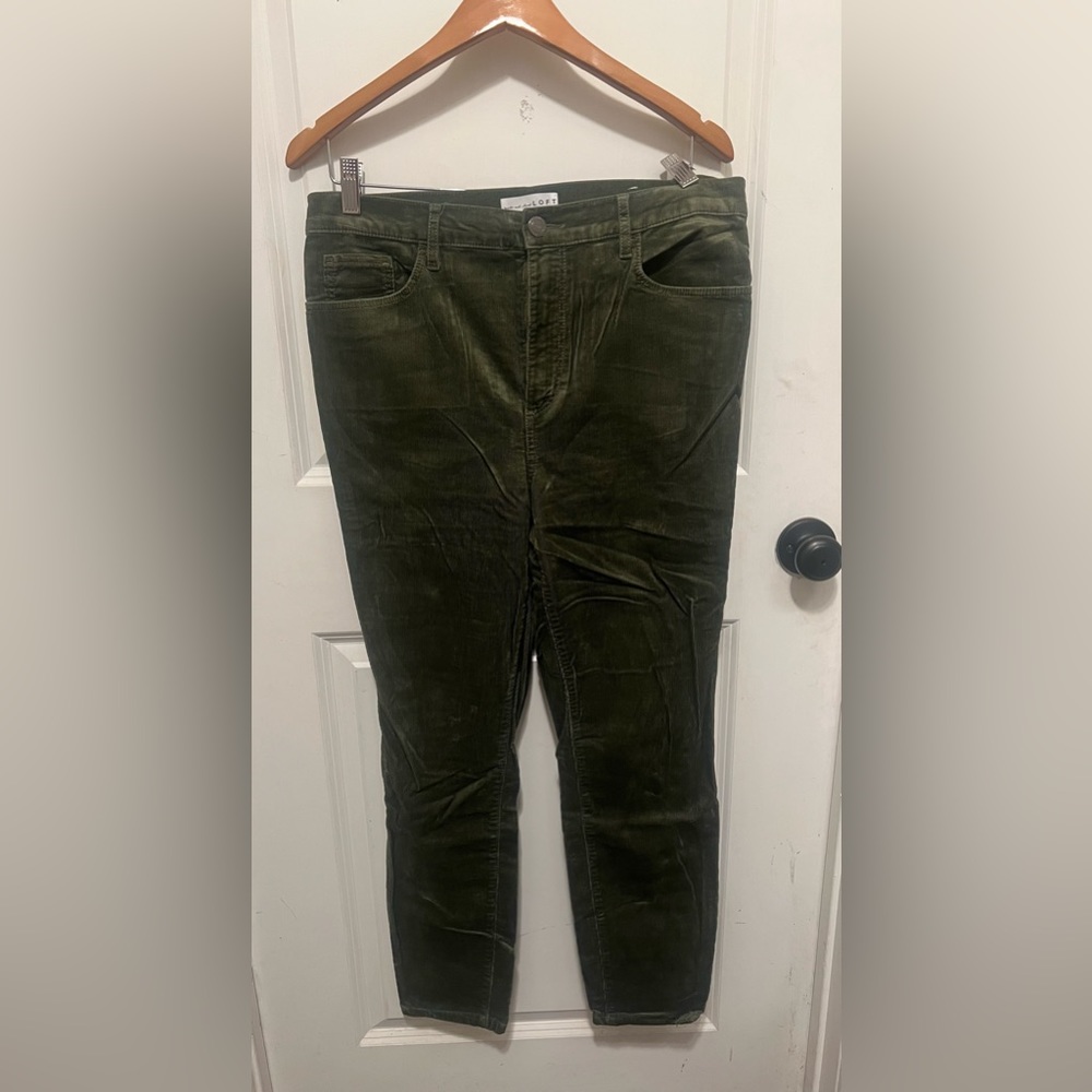 Loft EUC Corduroy Jeans Sz 31/12